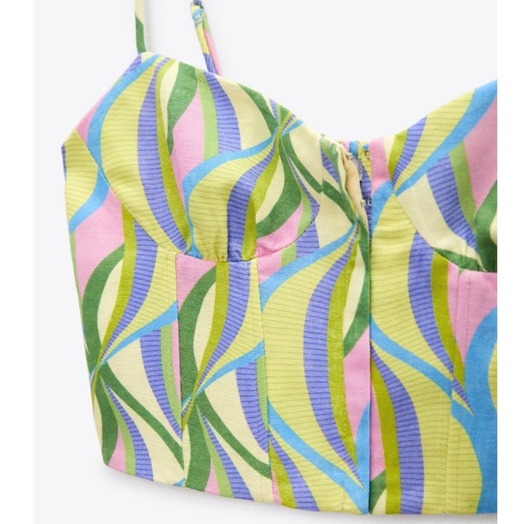 NEW! Zara Wavy Print Crop Top with spaghetti straps - Picture 5 of 11